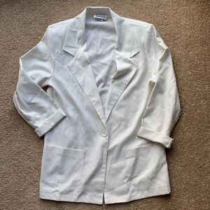 Lightweight white blazer jacket